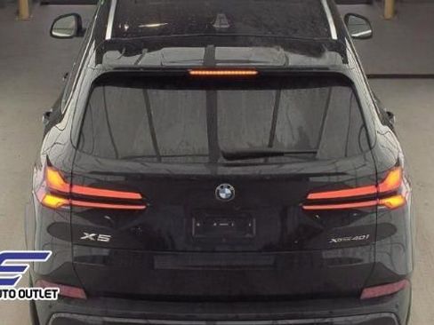Used 2024 BMW X5 xDrive40i w/ Premium Package AWD/4WD image 7