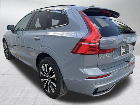 Used 2023 Volvo XC60 B5 Plus AWD/4WD image 6