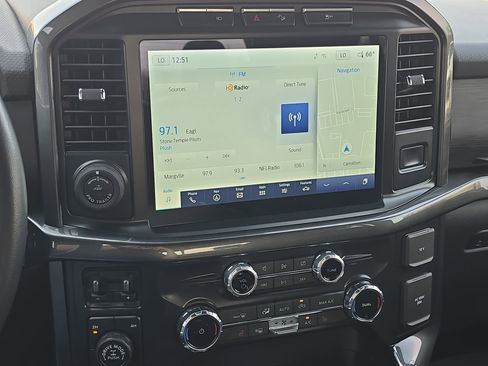 Used 2022 Ford F150 XLT w/ Equipment Group 302A High image 16