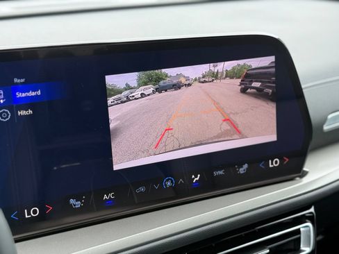 New 2026 Chevrolet Traverse LT AWD/4WD image 30