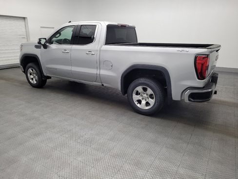 Used 2021 GMC Sierra 1500 SLE image 3