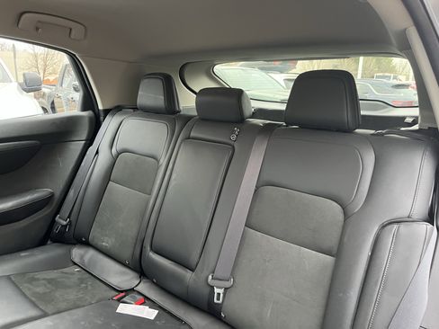 Used 2023 Nissan Ariya AWD image 14