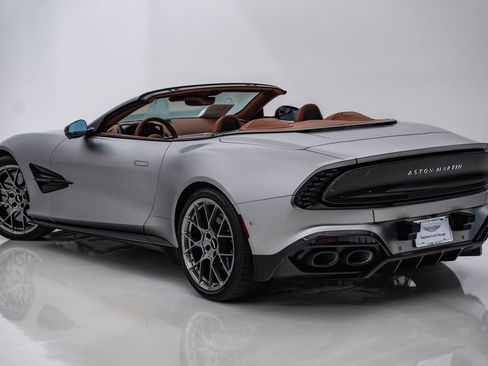 Used 2026 Aston Martin Vanquish Convertible RWD image 12