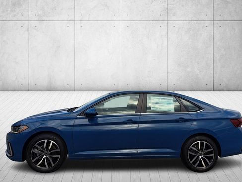 New 2026 Volkswagen Jetta SE image 7
