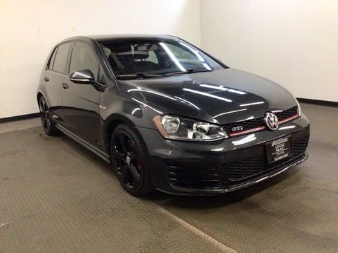 Used 2017 Volkswagen GTI S image 1