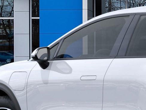 New 2026 Chevrolet Equinox EV LT image 12