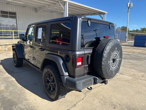 Used 2020 Jeep Wrangler Unlimited Sport image 7