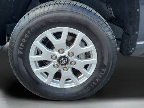 Certified 2024 Toyota Tacoma SR5 image 10