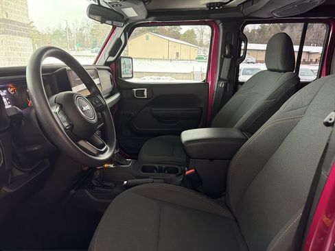 Used 2024 Jeep Wrangler Sport image 8