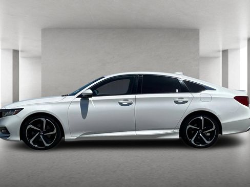 Used 2018 Honda Accord Sport image 7