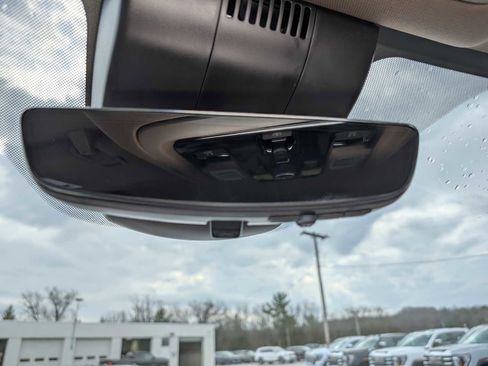 New 2026 GMC Yukon XL Denali w/ Denali Reserve Package image 27