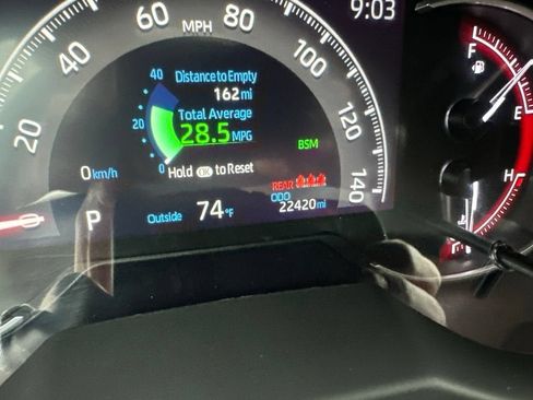 Used 2024 Toyota RAV4 XLE AWD/4WD image 16