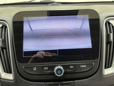 Used 2022 Chevrolet Malibu LS w/ Driver Confidence Package II image 24