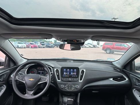 Used 2024 Chevrolet Malibu LT FWD image 26