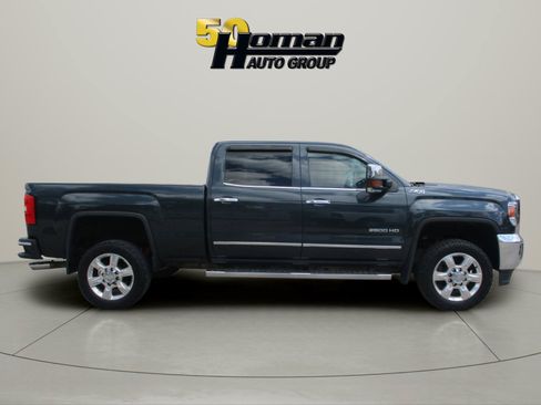 Used 2017 GMC Sierra 2500 SLT AWD/4WD image 12