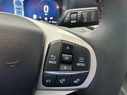 New 2026 Ford Explorer Active RWD image 34