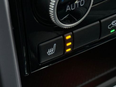 Used 2021 Subaru Ascent Limited w/ Technology Package image 40