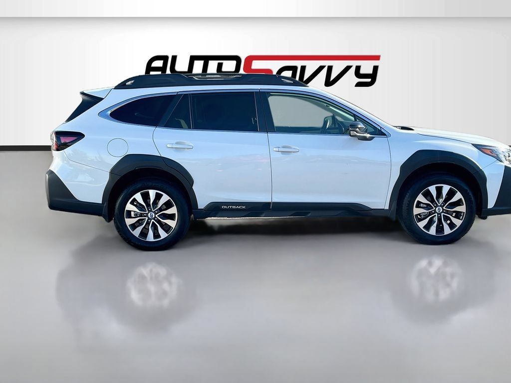 Used 2025 Subaru Outback Limited w/ Popular Package #2 AWD/4WD image 8