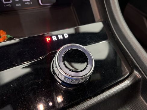 Used 2025 Jeep Grand Cherokee Altitude image 15