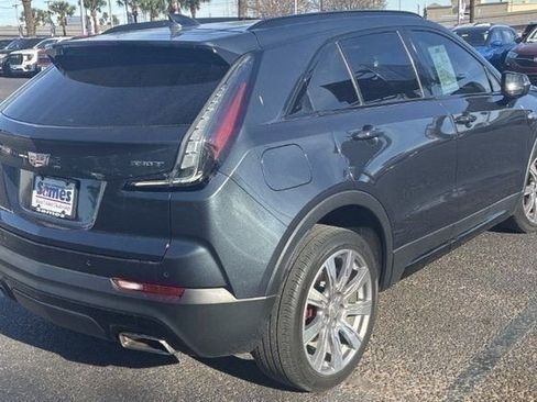 Used 2021 Cadillac XT4 Sport image 4