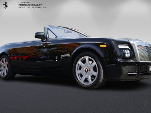 Used 2010 Rolls-Royce Phantom Drophead Coupe image 1