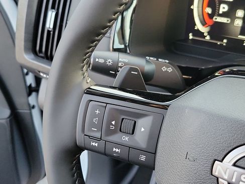 New 2026 Nissan Pathfinder Platinum AWD/4WD image 24
