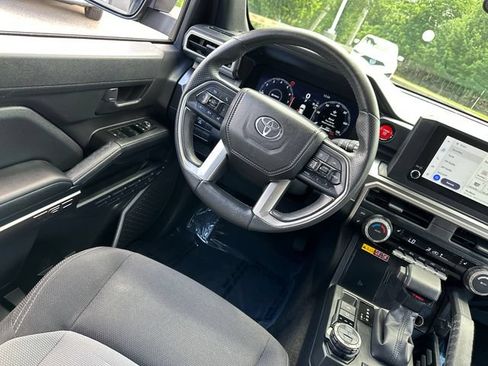 Certified 2026 Toyota 4Runner TRD Off-Road AWD/4WD image 27