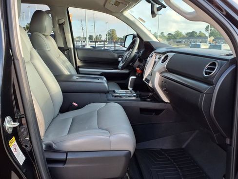 Used 2014 Toyota Tundra SR5 w/ SR5 Upgrade Package RWD image 17