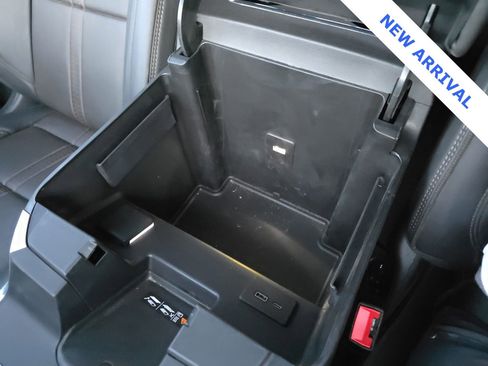 Used 2025 Chevrolet Silverado 2500 High Country w/ Technology Package image 26