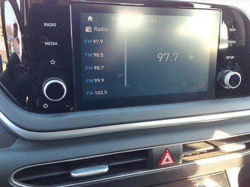 Used 2022 Hyundai Sonata SE image 24