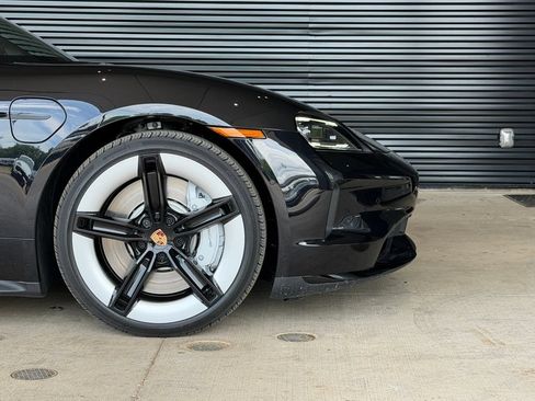 New 2026 Porsche Taycan GTS AWD/4WD image 11