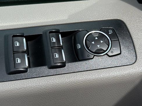 Used 2015 Ford F150 XL w/ Equipment Group 101A Mid AWD/4WD image 13