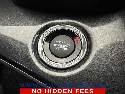 Used 2023 Jeep Grand Cherokee Altitude image 41