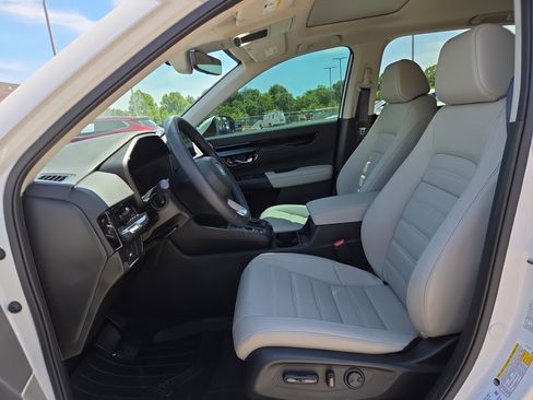 Used 2026 Honda CR-V EX-L image 10