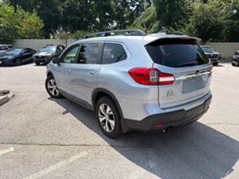 Used 2021 Subaru Ascent Premium w/ Convenience Package AWD/4WD image 6