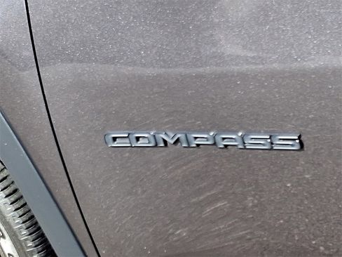 Certified 2022 Jeep Compass Altitude image 30