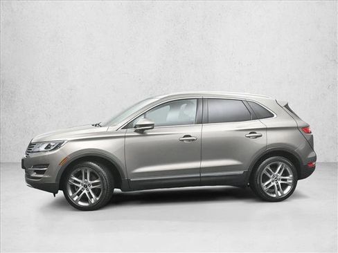 Used 2017 Lincoln MKC Reserve image 7