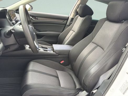 Used 2020 Honda Accord EX image 26