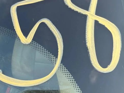 Used 2020 Ford Explorer Limited image 33