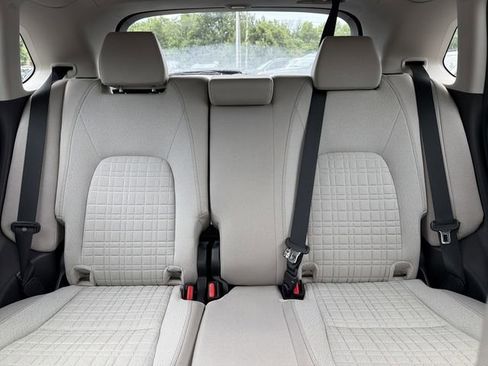 Used 2023 Honda HR-V LX image 28