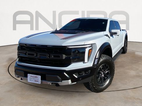 Used 2025 Ford F150 Raptor image 6