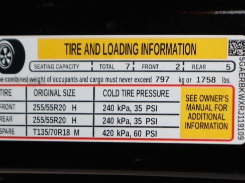 Used 2024 Buick Enclave Essence w/ Sport Touring Edition FWD image 52