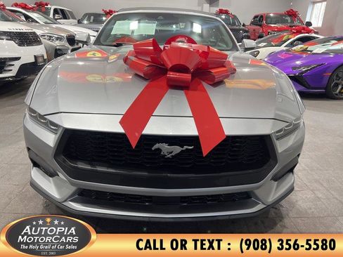 Used 2024 Ford Mustang Premium RWD image 8