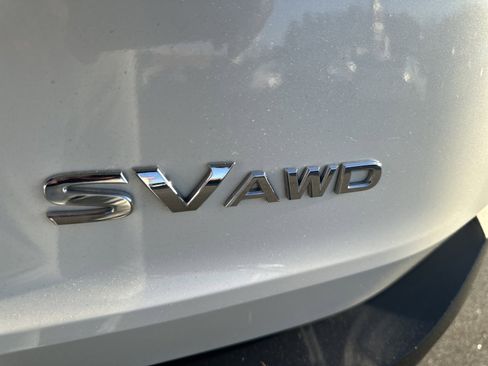 Used 2022 Nissan Rogue SV image 23