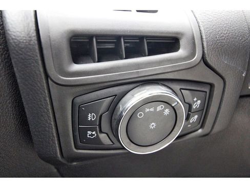 Used 2014 Ford Focus SE w/ Equipment Group 201A image 23