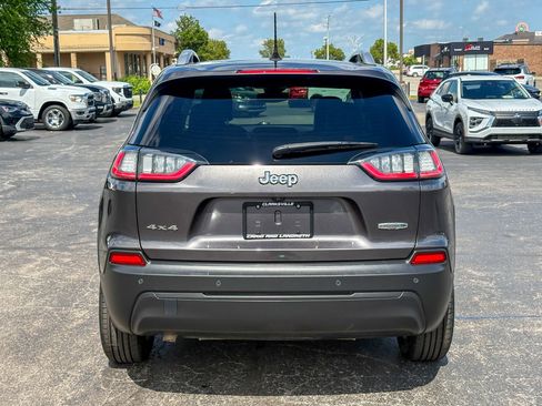 Used 2021 Jeep Cherokee Latitude Plus AWD/4WD image 17