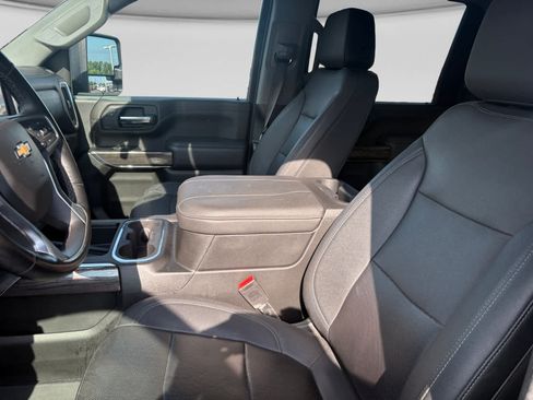 Used 2023 Chevrolet Silverado 3500 LTZ w/ LTZ Premium Package AWD/4WD image 9