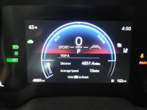 Used 2025 Toyota Corolla SE w/ SE Premium Package image 2