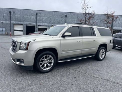 Used 2016 GMC Yukon XL SLT w/ Open Road Package image 10