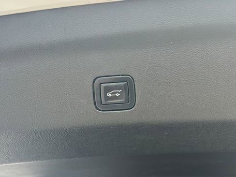 Certified 2021 Chevrolet Tahoe Premier w/ Premium Package AWD/4WD image 45